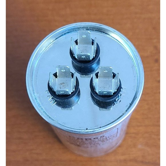 35+7.5 uf MFD ±5% 370 or 440 Volt AC CBB65B Dual Run Round Capacitor NEW - Picture 2 of 3